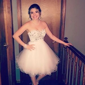 AnnyLee Homecoming Dress